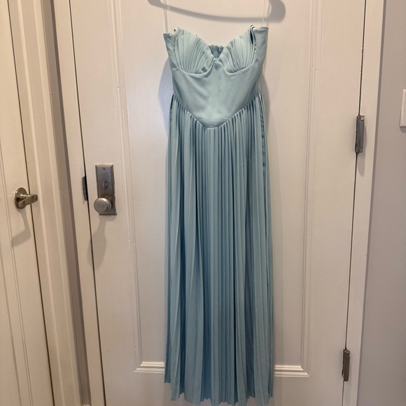 HOUSE OF CB 'Marcella' Ocean Blue Pleated Maxi Dress - Picture 5 of 7